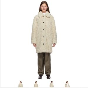 Low classic minimalist oversized sherpa coat